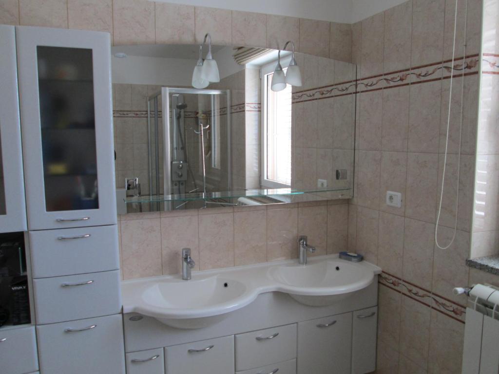 Apartments Villa Fernetich Premantura Szoba fotó