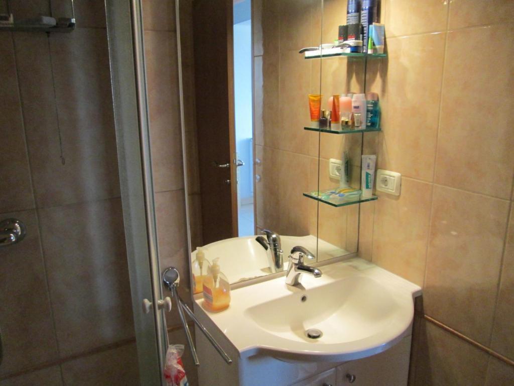 Apartments Villa Fernetich Premantura Szoba fotó