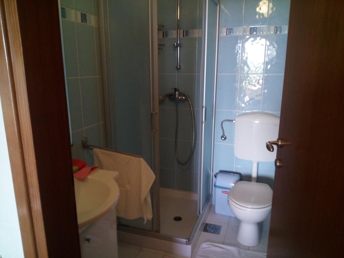 Apartments Villa Fernetich Premantura Kültér fotó